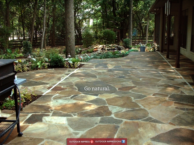 Flagstone Patio by Outdoor Impressions